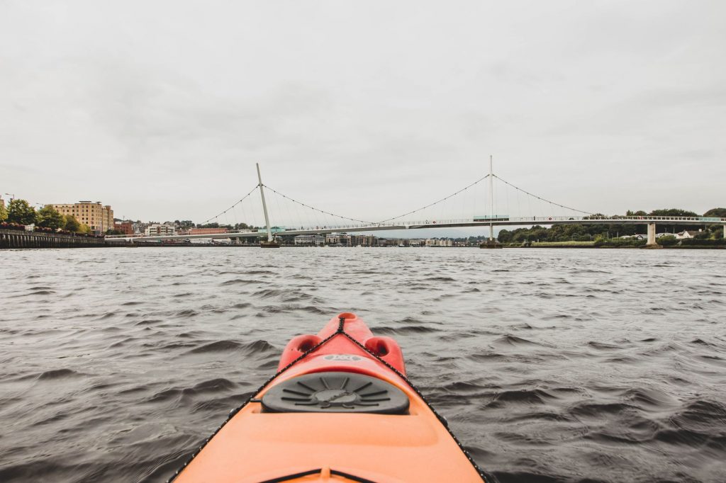 La rivière Foyle en kayak à Derry