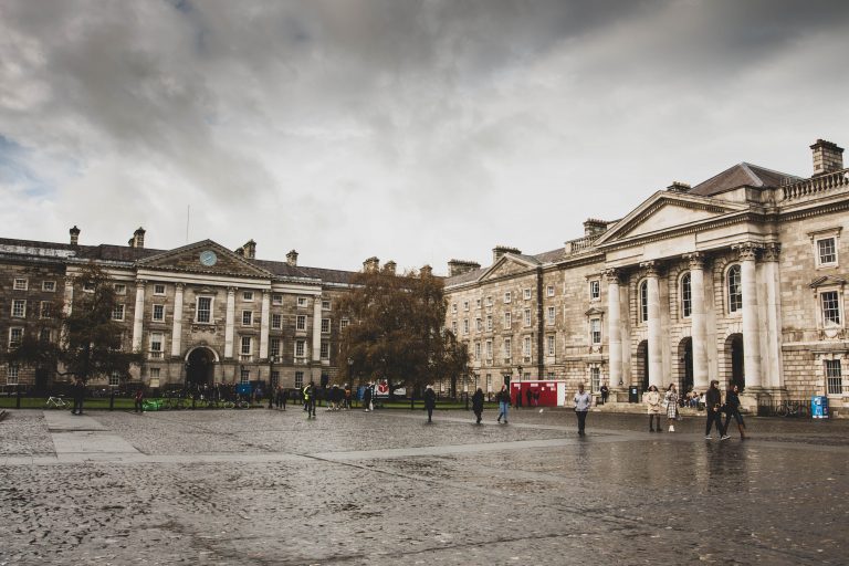 Visiter Trinity College à Dublin