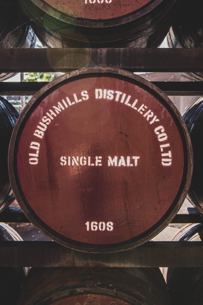 La distillerie Bushmills en Irlande du Nord